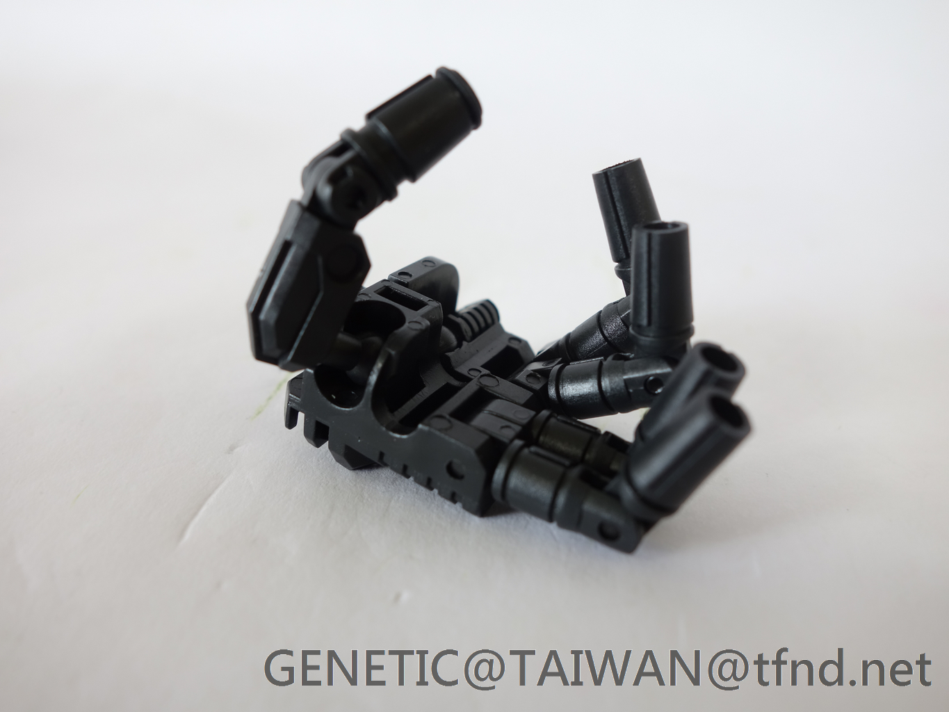 In-Hand Photos of Perfect Effect PC-01 & PC-02 Hands & Feet